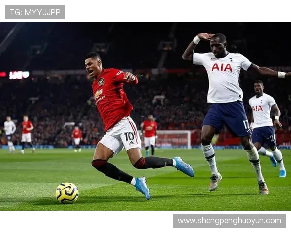 热刺防守失误被批太幼稚 以系鞋带丢球令人失望