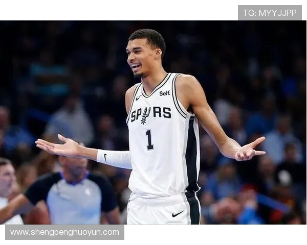 霍姆格伦强势登顶直播吧评选十月二十六日NBA最佳球员